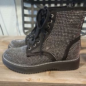 Steve Madden boots